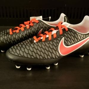 Nike Black & Red Soccer Cleats, NWT